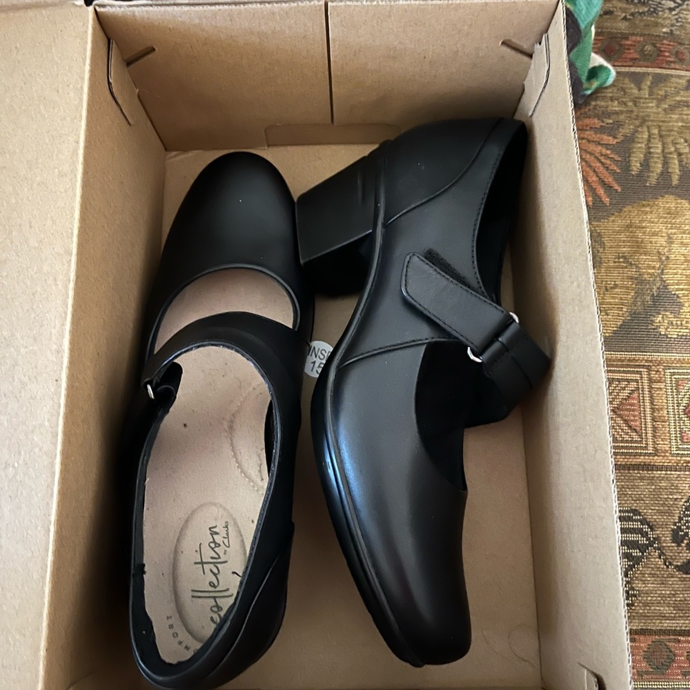 Clarks Mary janes